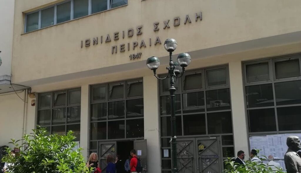 kke-να-σταματήσει-κάθε-δίωξη-στους-γονεί-907237