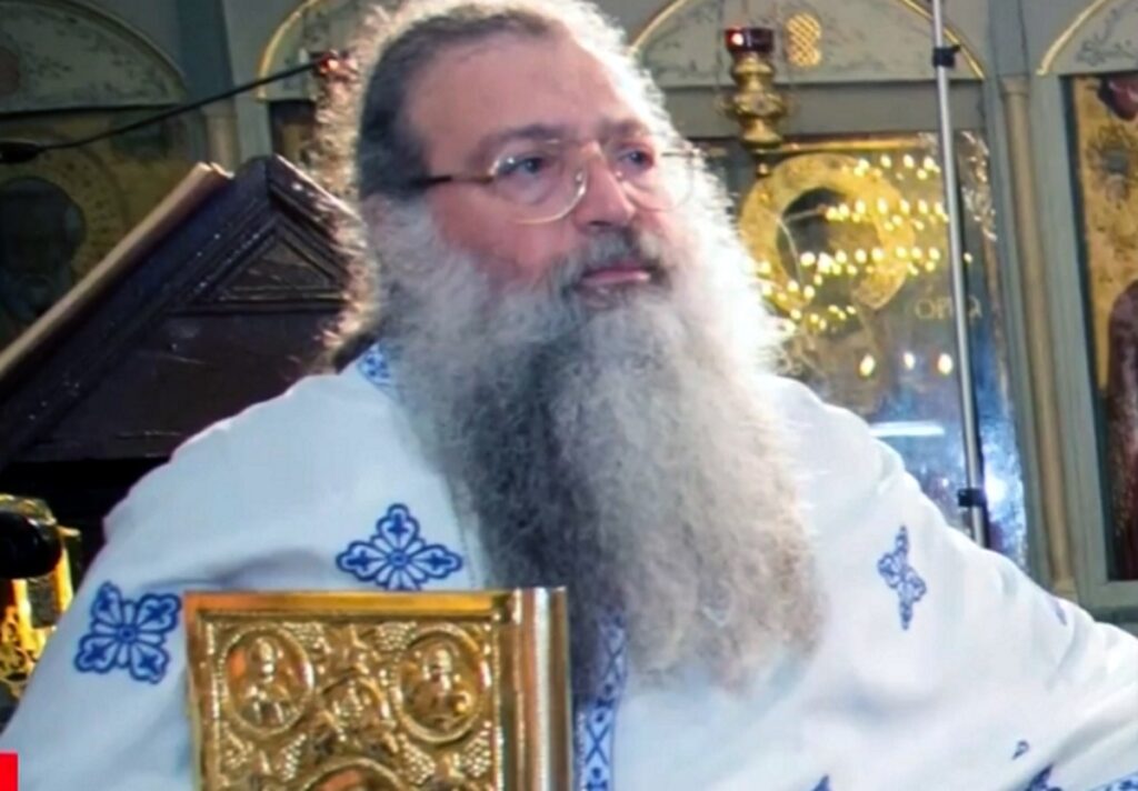 πέθανε-ιερέας-αρνητής-του-κορωνοϊού-902935