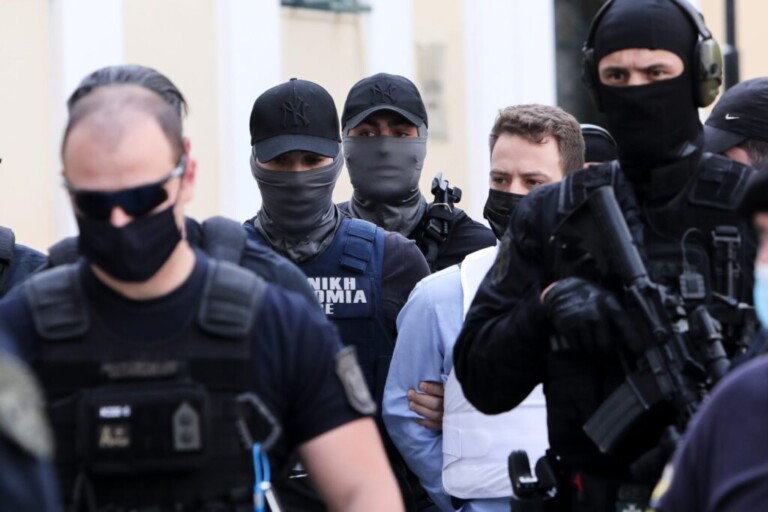 μαρτυρίες-τριών-γυναικών-για-τον-συζυ-915832