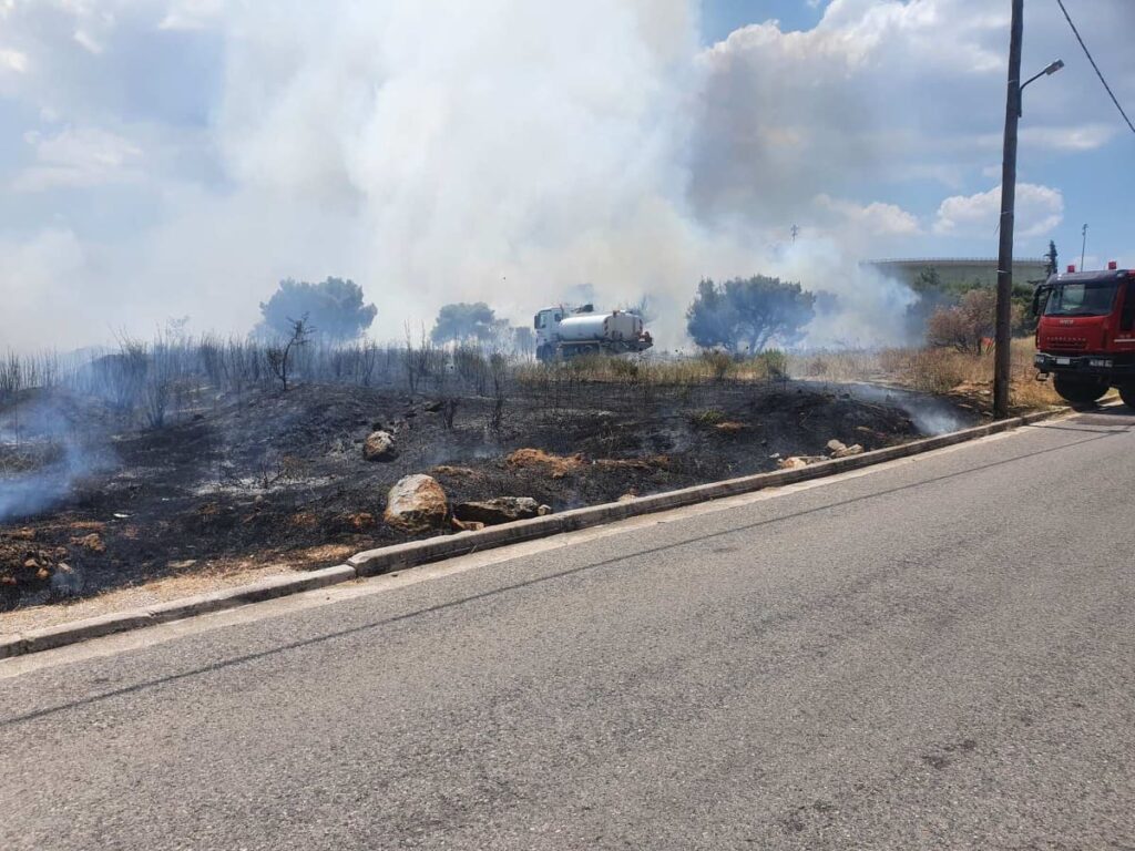 υπό-έλεγχο-η-φωτιά-στη-φυλή-έκκληση-του-921050