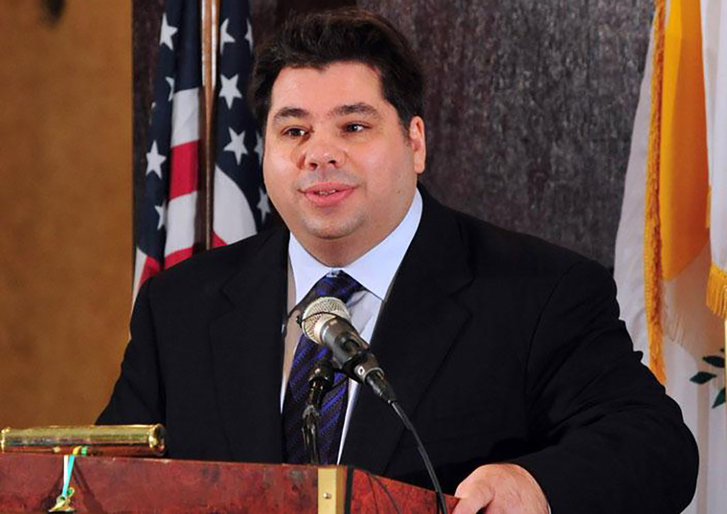 ο-τζορτζ-τσούνης-υποψήφιος-πρέσβης-τω-925092