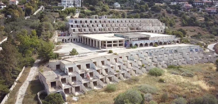 το-ξενοδοχείο-φάντασμα-της-χούντας-936349