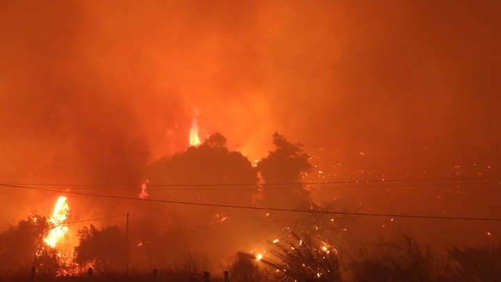 πύρινος-κλοιός-στην-αττική-για-τέταρτ-930527