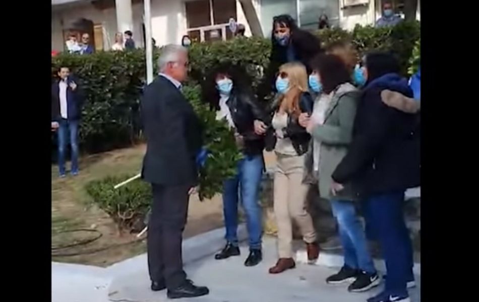 πέραμα-γυναίκες-απέτρεψαν-χρυσαυγίτ-955384
