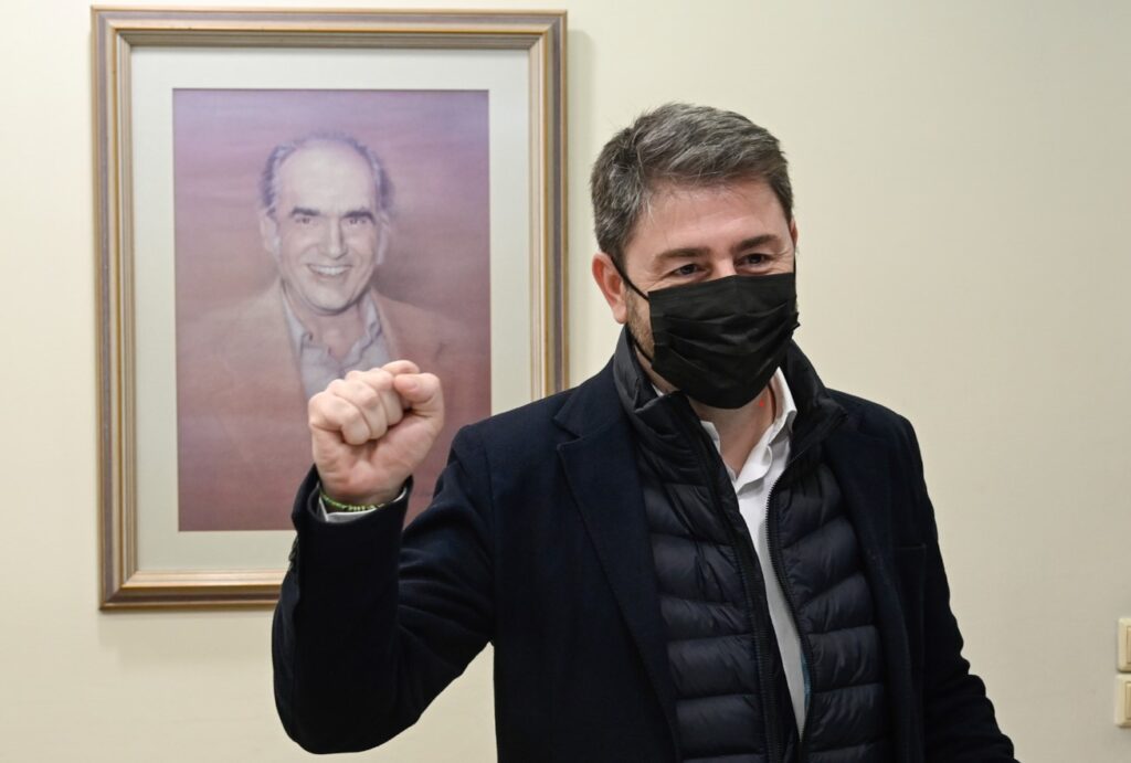 ανδρουλάκης-δεν-θα-μπούμε-στους-ρόλου-970706