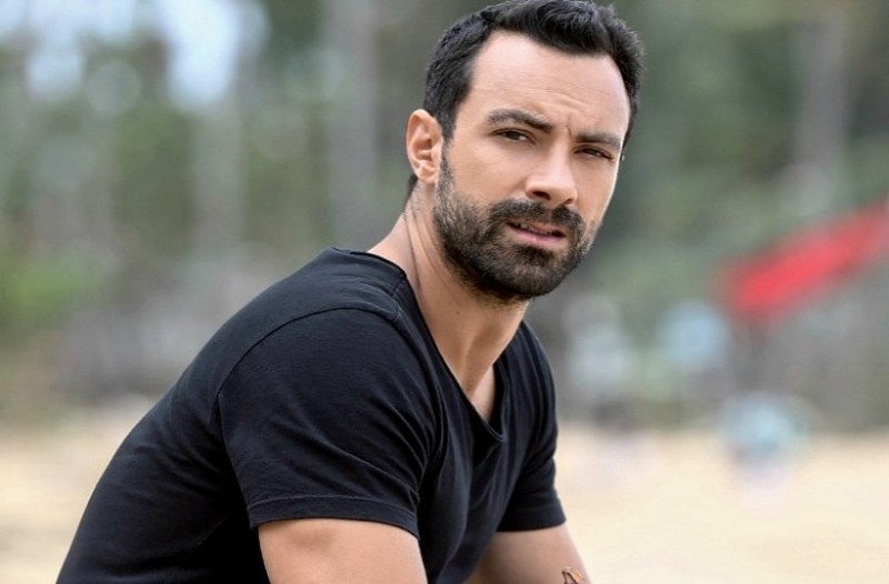 ο-τανιμανίδης-διαψεύδει-πως-είναι-ο-influencer-973818