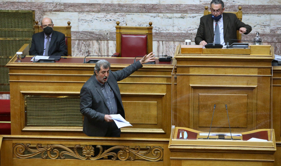 νέο-επεισόδιο-με-πολάκη-στη-βουλή-διακ-986660