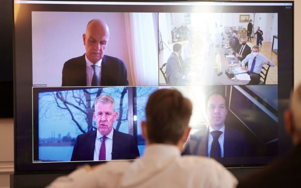 μητσοτάκης-joussen-αναμένουμε-διπλασιασμ-982406