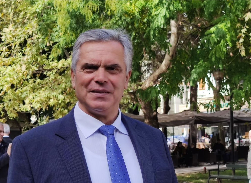 στέφανος-φωτιάδης-στην-aftodioikisi-gr-άπειρη-η-δ-982320