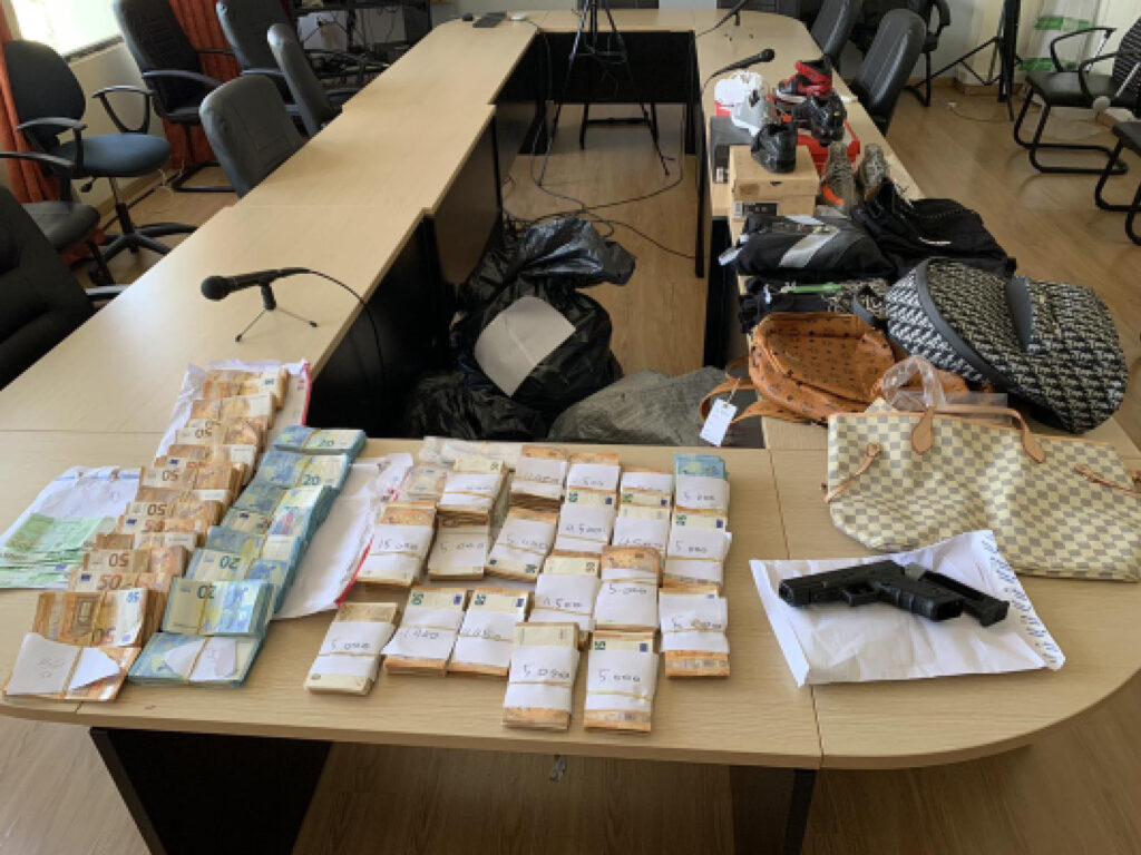 εξαρθρώθηκε-εγκληματική-οργάνωση-πο-1001589