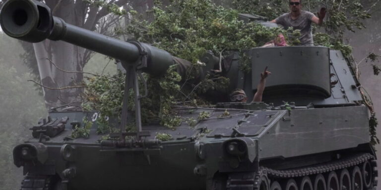 ουκρανία-τα-himars-και-τα-m270-έχουν-βάλει-στόχο-1034436