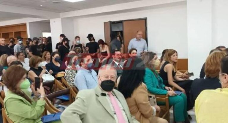 πάτρα-έφοδος-αντιξουσιαστών-στο-συνέ-1045208