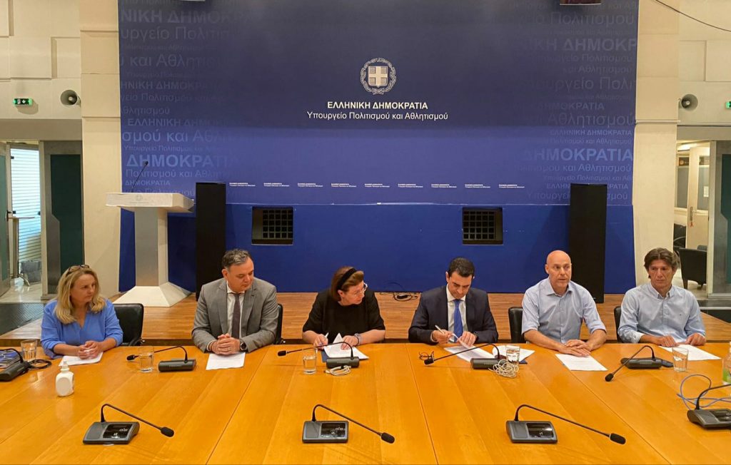 υπεν-υππο-καταγράφεται-η-σπάνια-τοπικ-1055951
