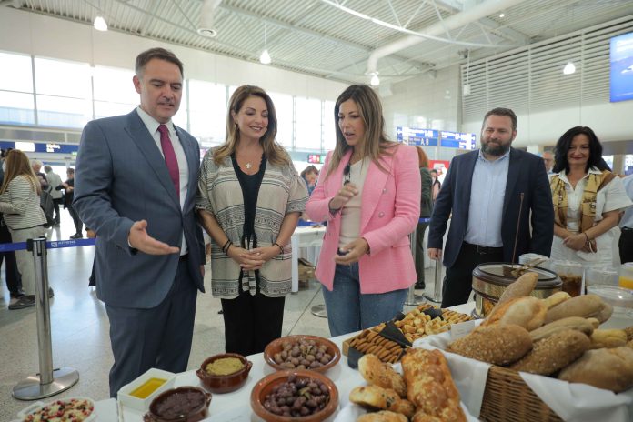 με-ελληνικό-πρωινό-ξενοδόχοι-και-αε-1074520