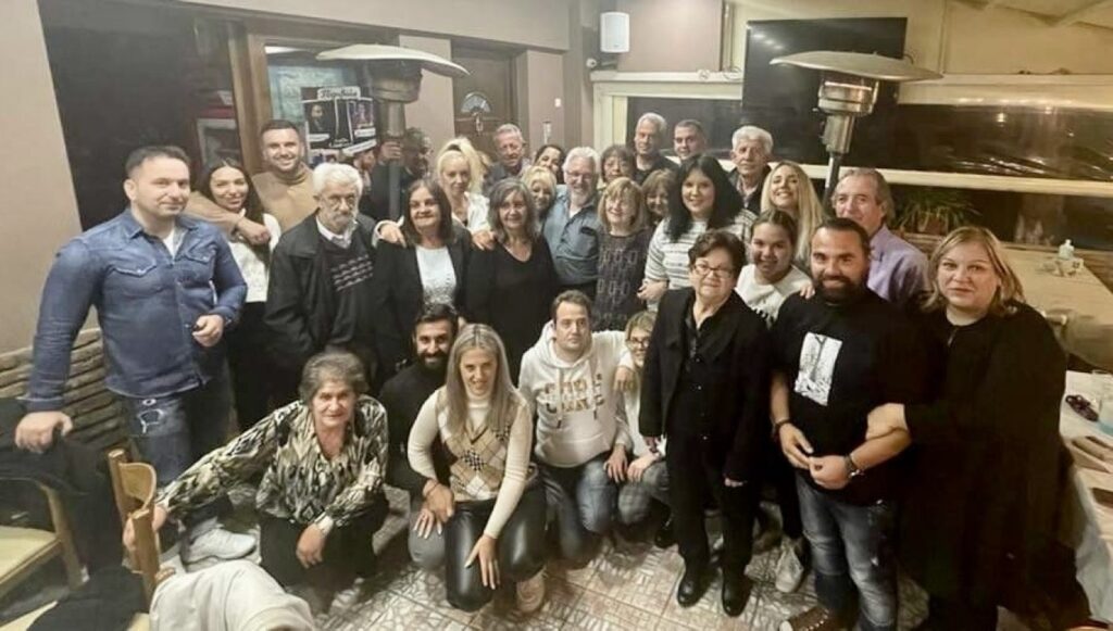 υιοθετήθηκε-βρέφος-στις-ηπα-και-βρήκε-1094225