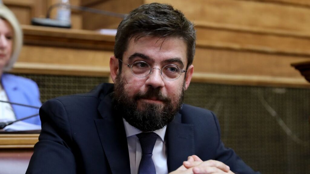 καλογήρου-εναντίον-κυβέρνησης-υπάρχ-1092758