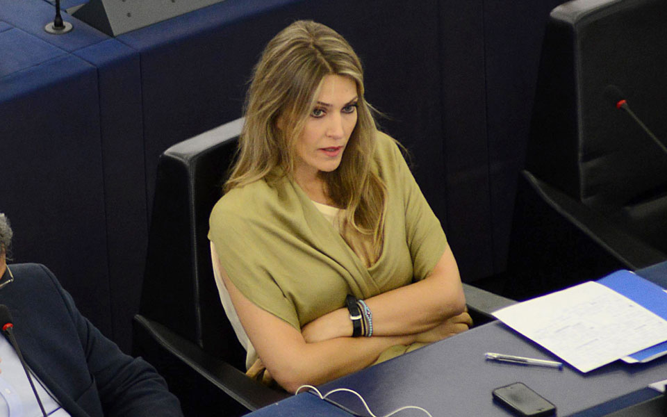 δημητρακόπουλος-η-κα-καϊλή-ποτέ-δεν-εί-1108100