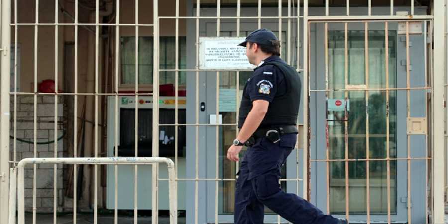 και-οι-ένστολοι-σωφρονιστικοί-θα-λάβο-1106516