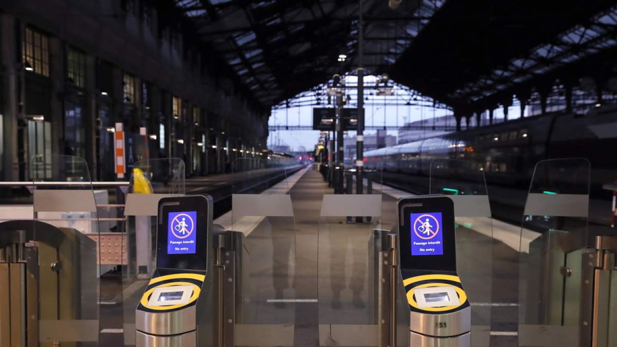 απεργιακό-ηφαίστειο-η-γαλλία-για-το-1130414