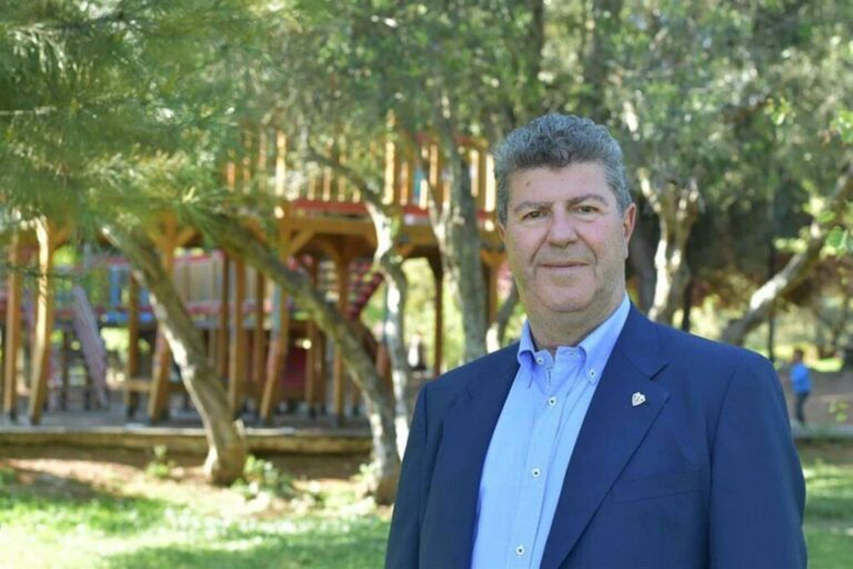 πόθεν-έσχες-ο-δήμαρχος-που-αύξησε-τα-ακ-1123203