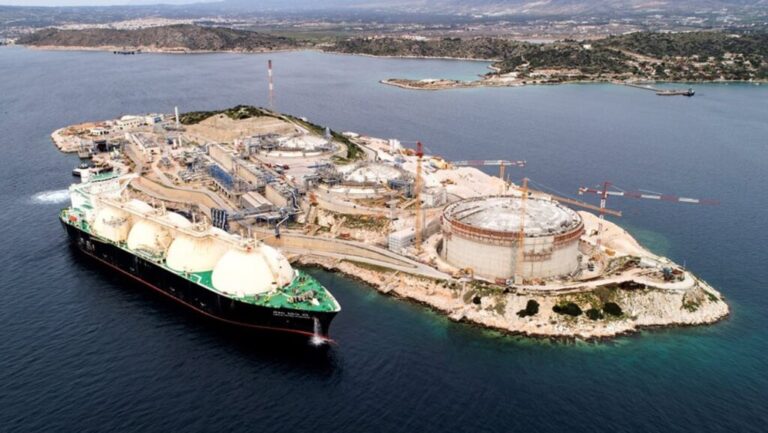 ρεπορτάζ-cnbc-για-τη-ρεβυθούσα-το-νησί-που-1118565