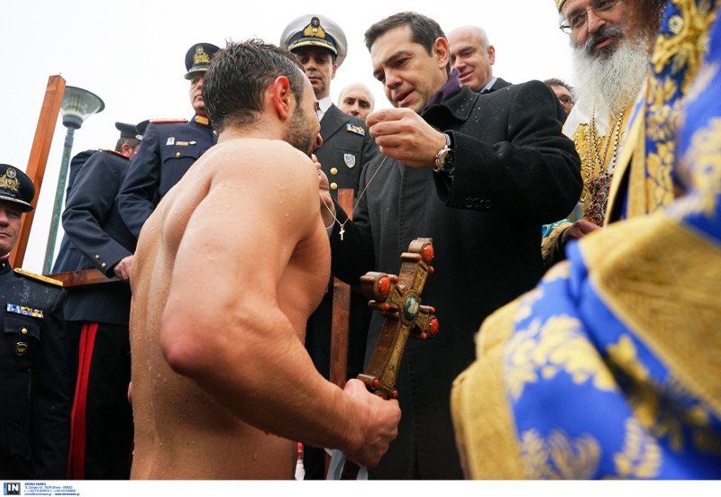 στον-πειραιά-για-τα-θεοφάνεια-ο-τσίπρα-1117893