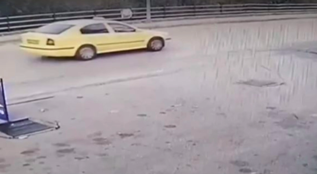 βέροια-η-στιγμή-που-η-μητέρα-φεύγει-από-1116902