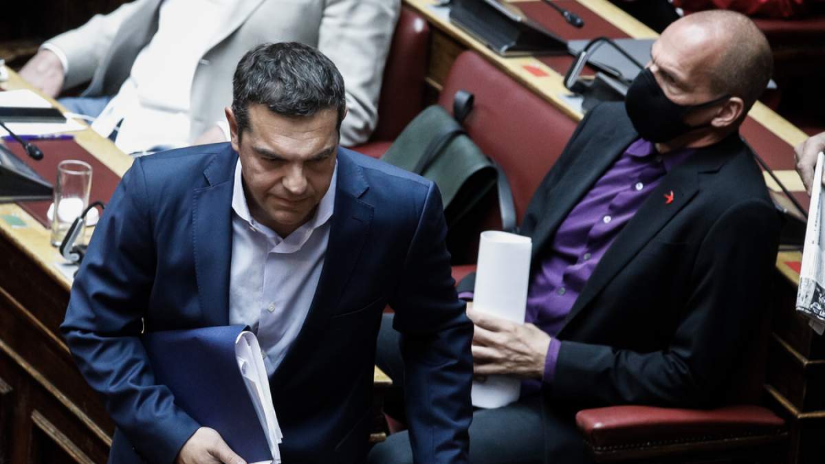o-γ-βαρουφάκης-ξανακλείνει-την-πόρτα-τ-1135188