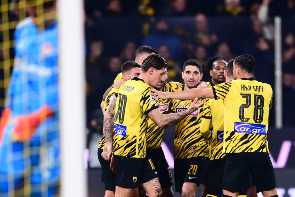 ασταμάτητη-αεκάρα-διέλυσε-3-0-τον-ολυμπ-1135405