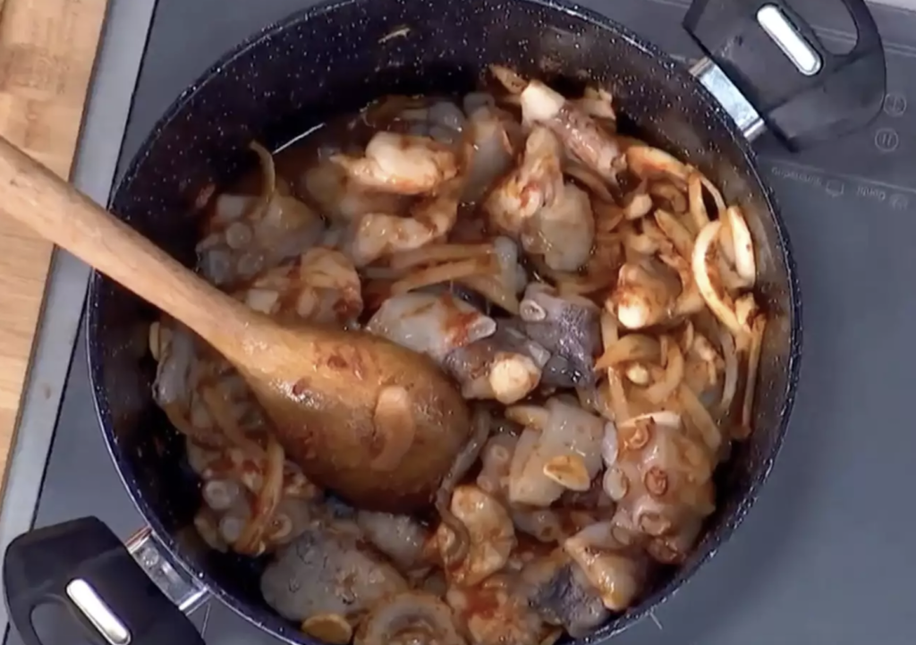 συνταγή-για-πεντανόστιμο-γιουβέτσι-1142903