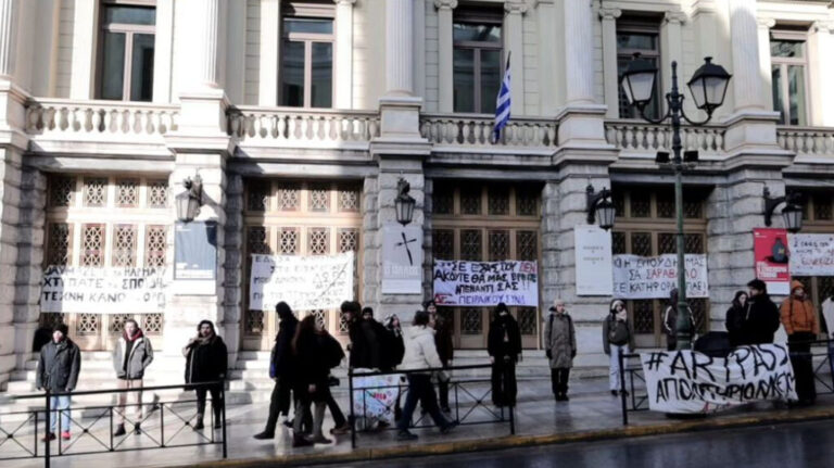 εθνικό-θέατρο-επιστρέφουν-στα-μαθήμα-1156624