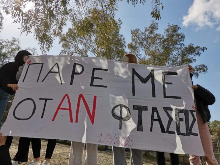 μαθητές-συνεχίζουν-τα-συγκινητικά-μη-1145972