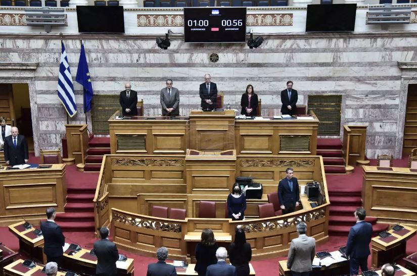 βουλή-ενός-λεπτού-σιγή-για-τα-θύματα-τη-1147073