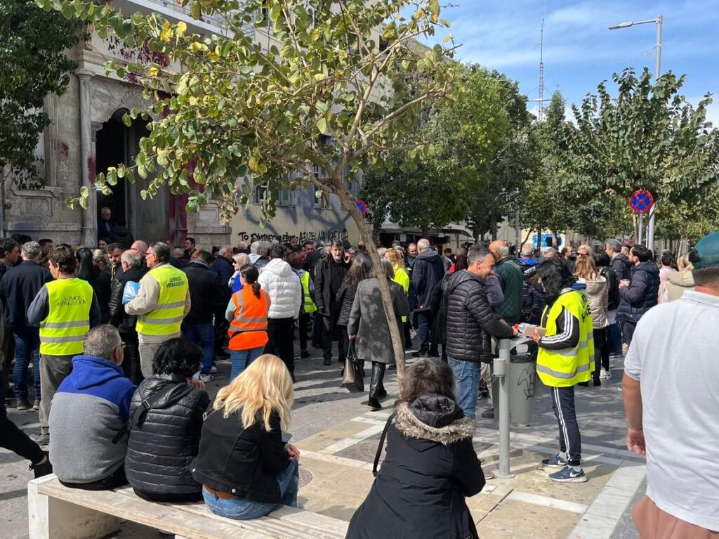 ποε-οτα-παραμονή-των-συμβασιούχων-και-1158940