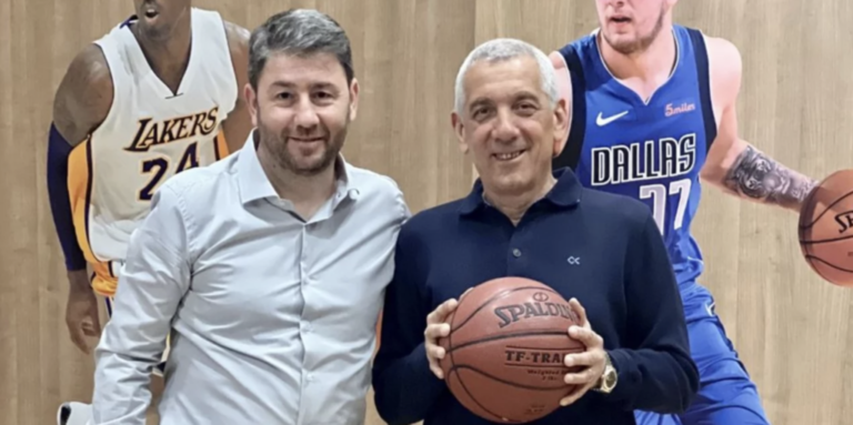 ο-ανδρουλάκης-έπαιξε-ξανά-μπάσκετ-με-τ-1164035
