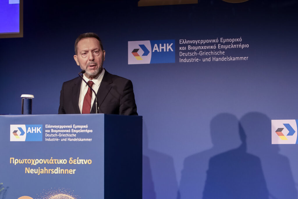 στουρνάρας-στο-209-του-αεπ-η-παραοικονομ-1182075