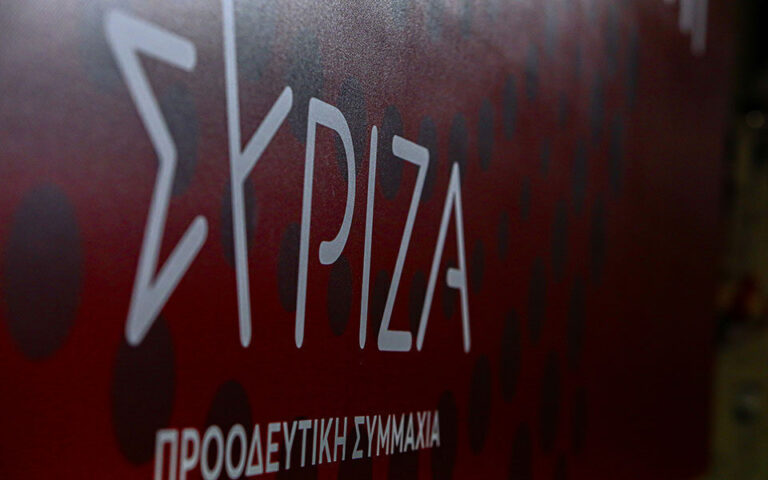 τοποθέτησαν-κρεμάλες-σε-εκλογικό-κέν-1173431