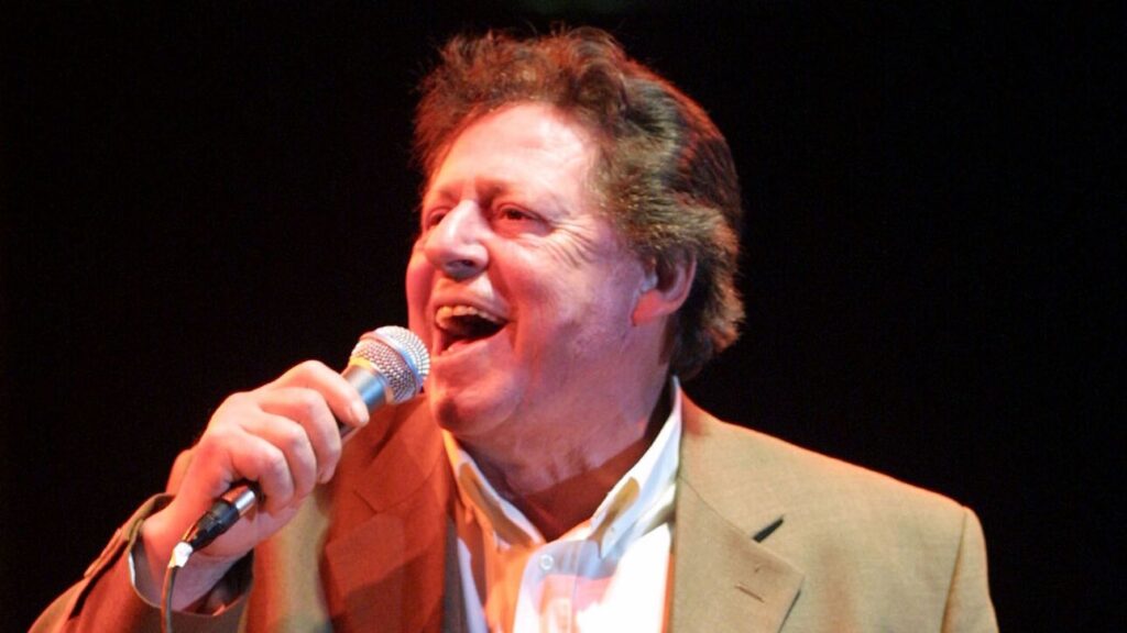 πέθανε-ο-τραγουδιστής-γιάννης-βογιατ-1178831