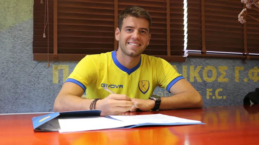 στη-σέριφ-τιρασπόλ-ο-κώστας-αποστολάκ-1199872