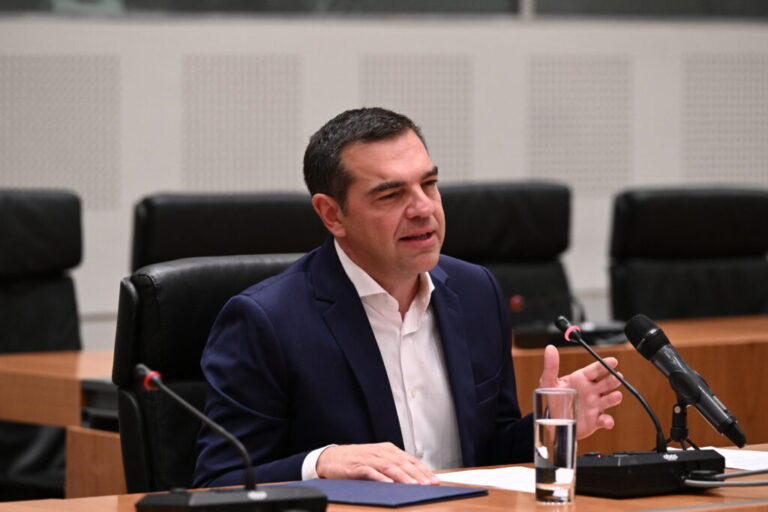 τσίπρας-ο-σόιμπλε-είχε-εμμονή-με-την-έ-1201417