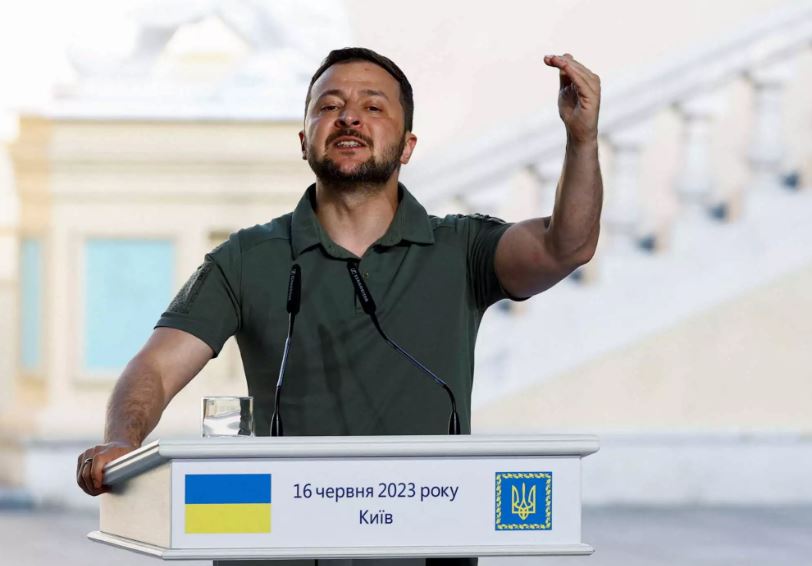 ζελένσκι-η-αντεπίθεσή-μας-δεν-είναι-τα-1197307