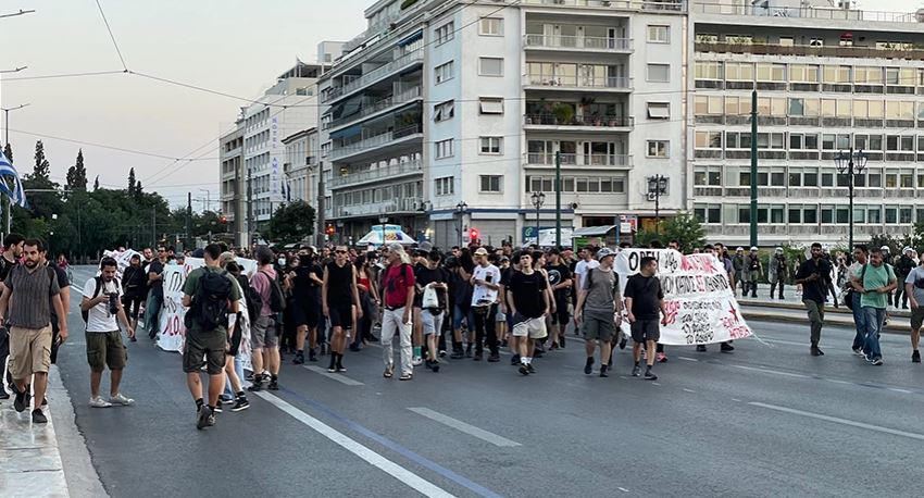αθήνα-πορεία-στο-κέντρο-για-το-ναυάγιο-1201148