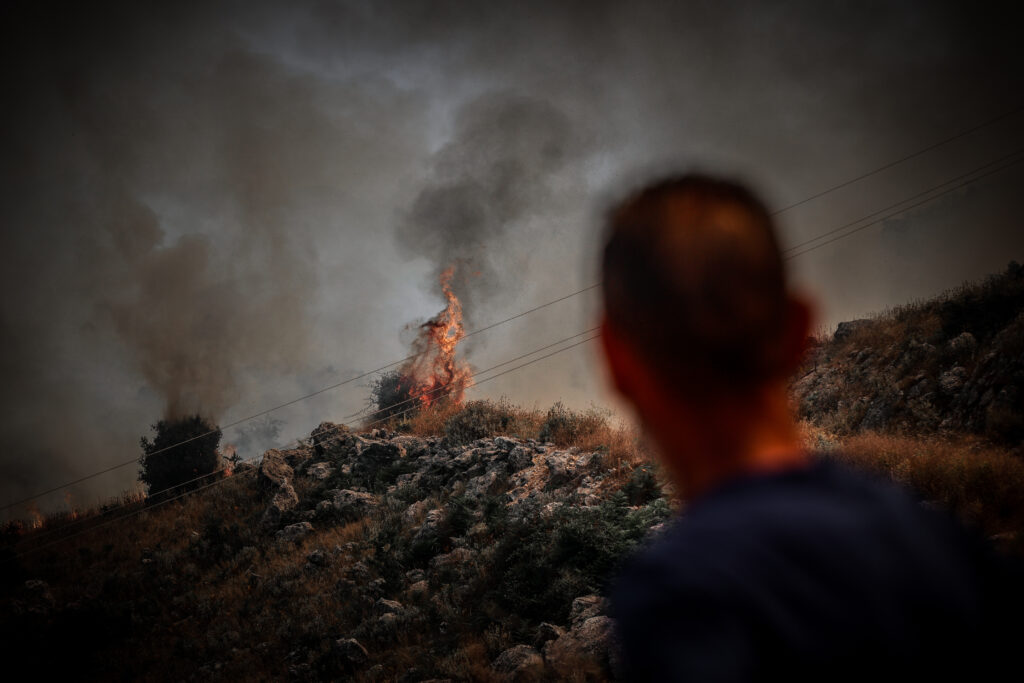 φωτιά-κάρυστoς-αγνοείται-κάτοικος-το-1213368