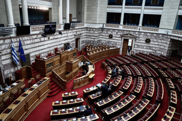 πέρασε-στη-βουλή-με-στήριξη-της-νδ-το-1210974