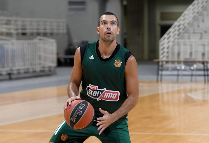 πρώτη-σλούκα-με-την-φανέλα-του-παναθην-1214230