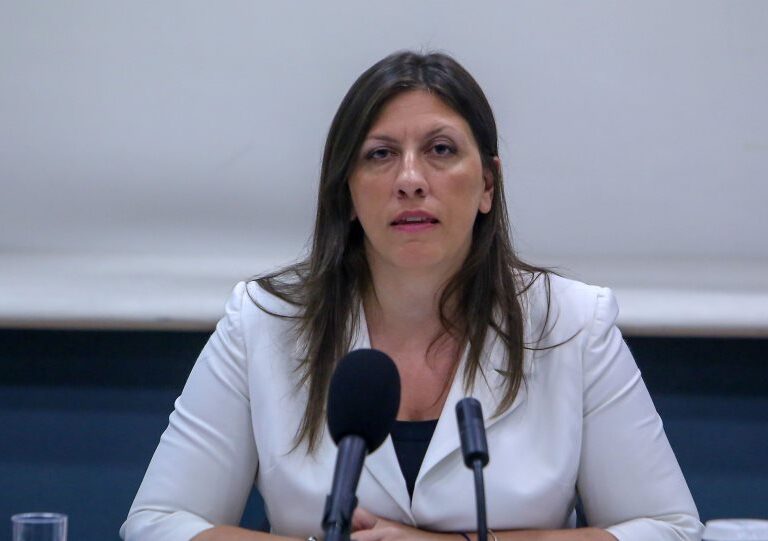 κωνσταντοπούλου-ο-τσίπρας-είναι-ότι-1244874