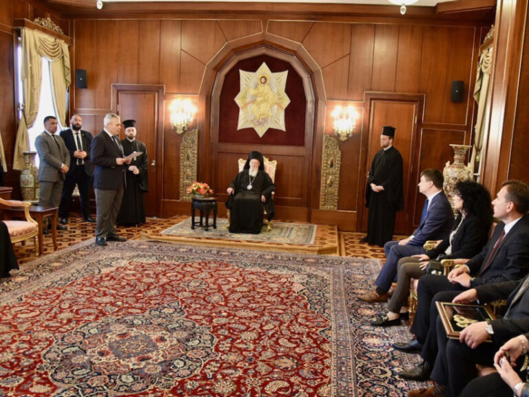 έκθεση-καταπέλτης-για-τουρκικές-δι-1267336