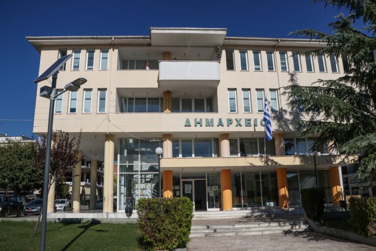 νεοκλεγείς-δήμαρχος-κάνει-ένσταση-στ-1264196