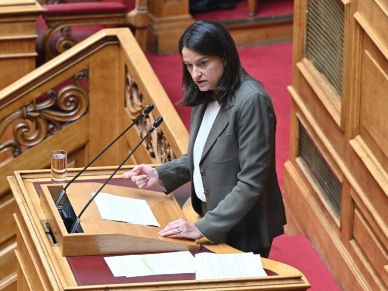 εργαζόμενοι-οτα-κατά-κεραμέως-μεθοδε-1258058
