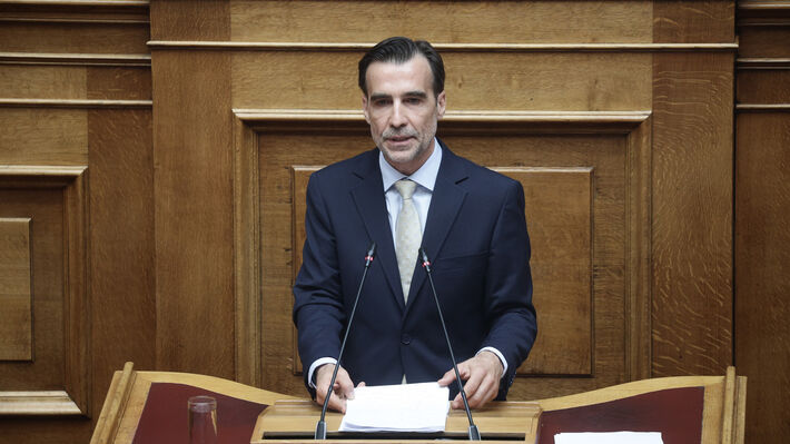 πλεύση-ελεθερίας-δεν-παραδίδει-την-έδ-1257991